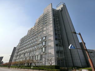 img02