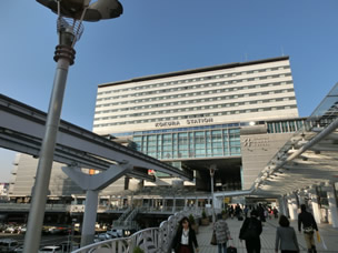 img03