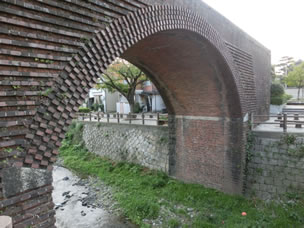 img01